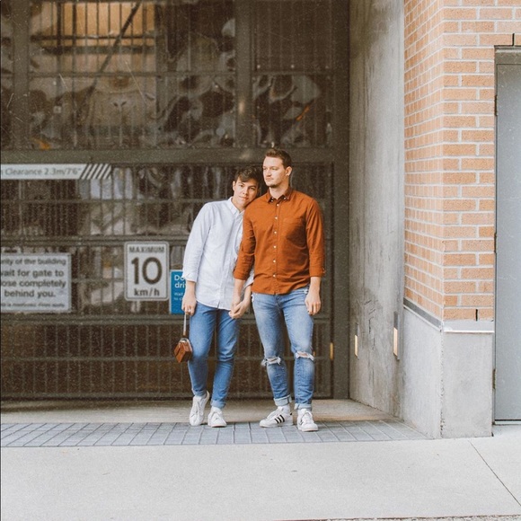 Shirt - Picture 4 of 6